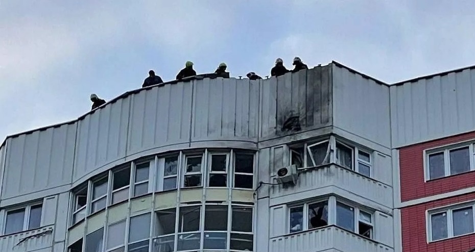 Дроны атаковали дома в Москве