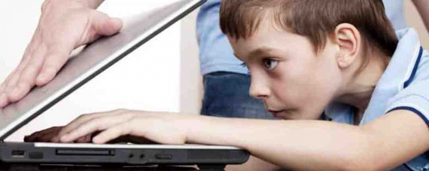 Интернет-зависимость снижает интеллект у подростков